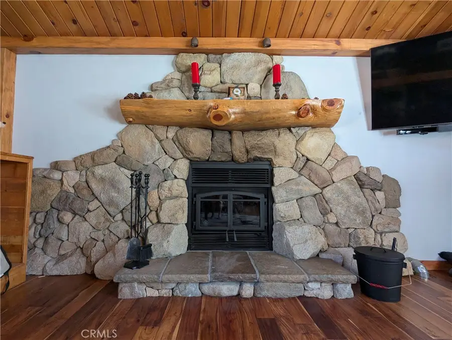 33597 Green Valley Lake Road, Green Valley Lake, CA 92341 - #3