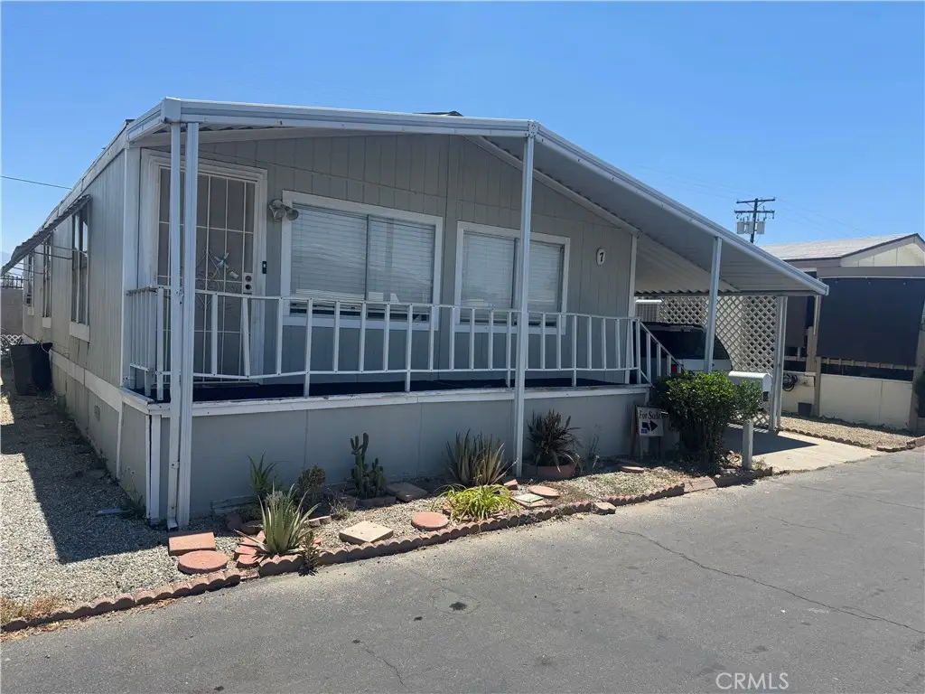530 W Devonshire #7, Hemet, CA 92543 - #1
