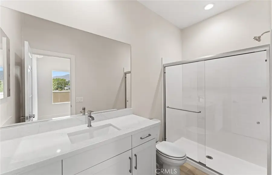 101 Sorrel Court, Burbank, CA 91506 - #3