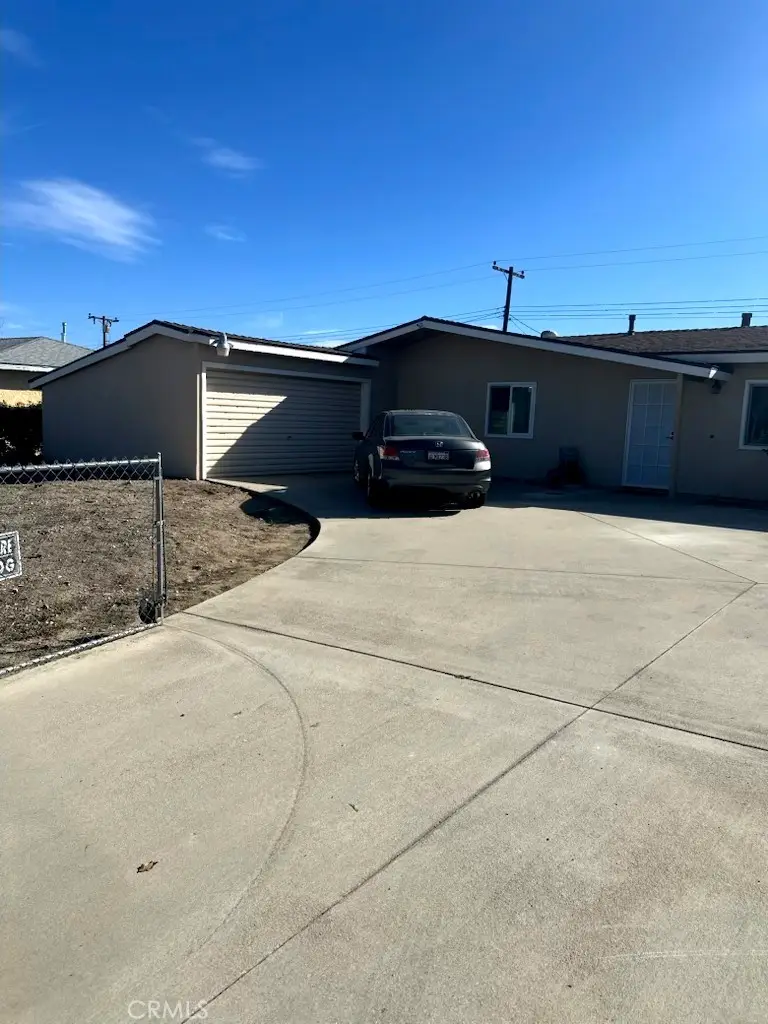 329 Hawthorne, Rialto, CA 92376 - #2