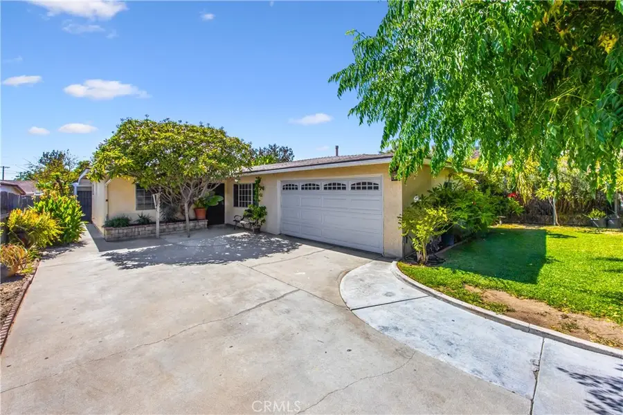 7186 Olive St, Highland, CA 92346 - #2