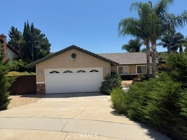 30904 Long Point Drive, Canyon Lake, CA 92587