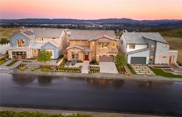 11811 Canoga Avenue, Chatsworth, CA 91311