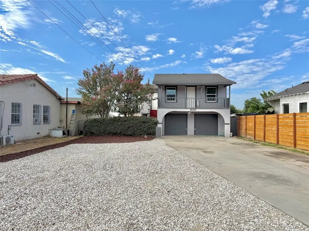 1053 W 15th, San Bernardino, CA 92411 - #1