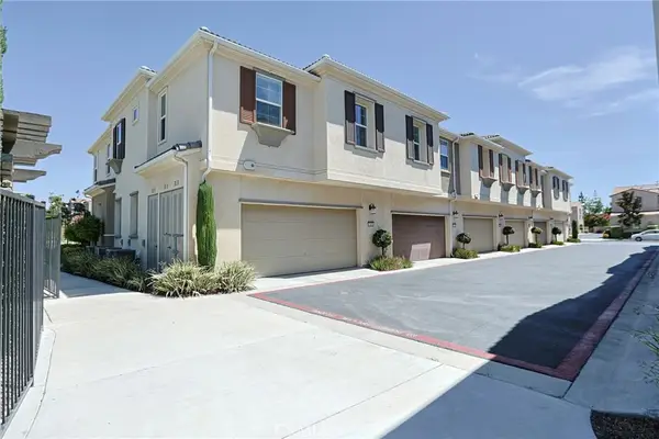 7060 Montecito Lane, Eastvale, CA 92880