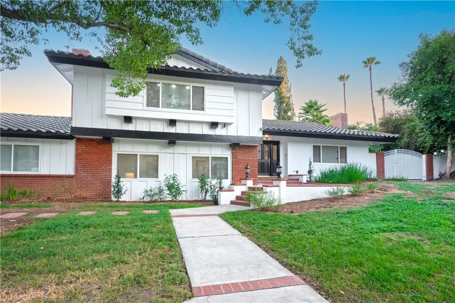2350 Shadow Hill Drive, Riverside, CA 92506 - #2