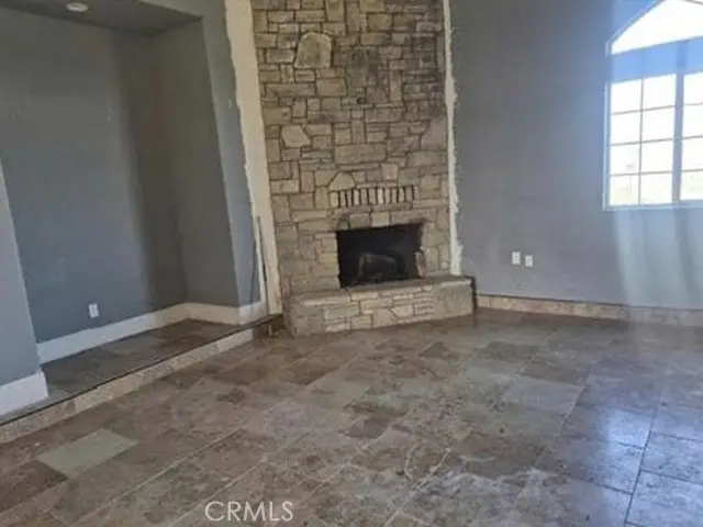 6136 E Church Avenue, Fresno, CA 93727 - #2