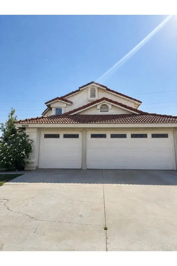 23711 Redbark, Moreno Valley, CA 92557