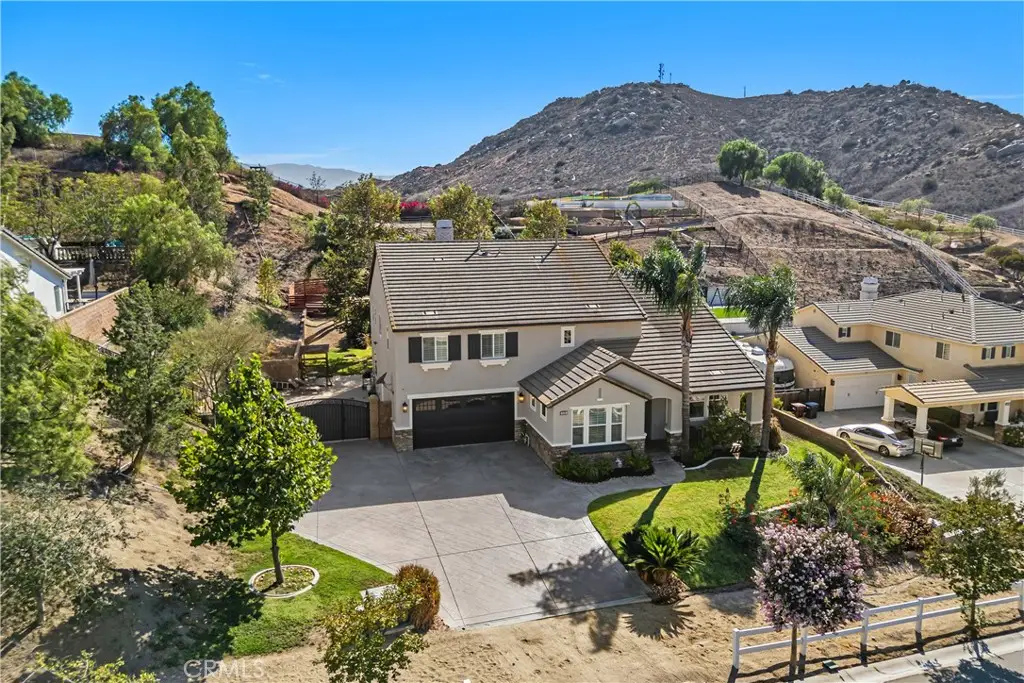 2830 Crestview Drive, Norco, CA 92860 - #1