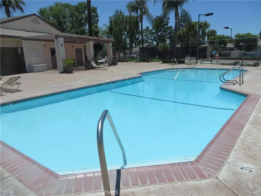 140 W Pioneer #67, Redlands, CA 92374 - #3