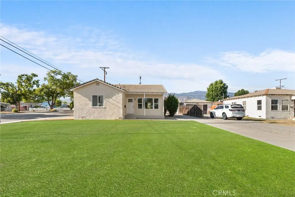 304 E 28th Street, San Bernardino, CA 92404 - #1