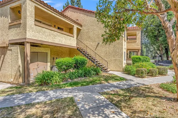 1140 W Blaine Street #201, Riverside, CA 92507
