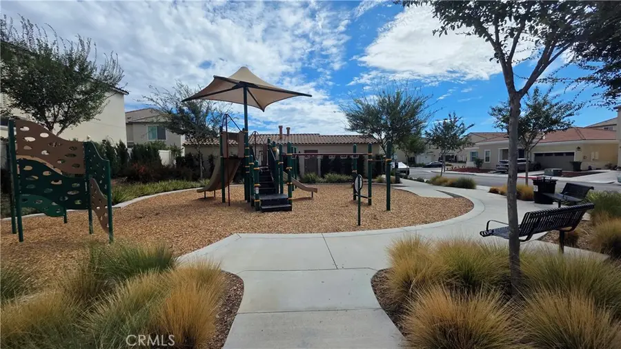 493 N Pinewood Avenue, Rialto, CA 92376 - #3