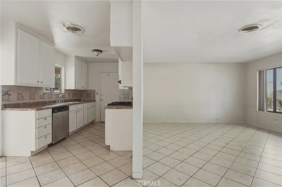 621 Brian, Hemet, CA 92544 - #2