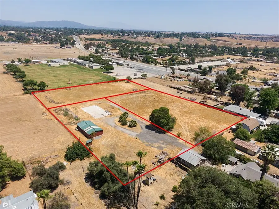 32797 Avenue D, Yucaipa, CA 92399 - #2