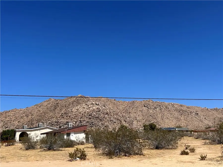 24211 Pala, Apple Valley, CA 92307 - #2
