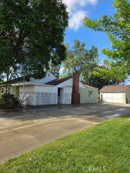 6825 Glacier Drive, Riverside, CA 92506 - #1