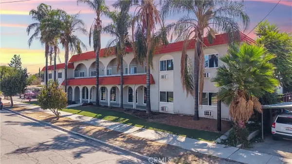 1353 E Devonshire Ave, Hemet, CA 92544