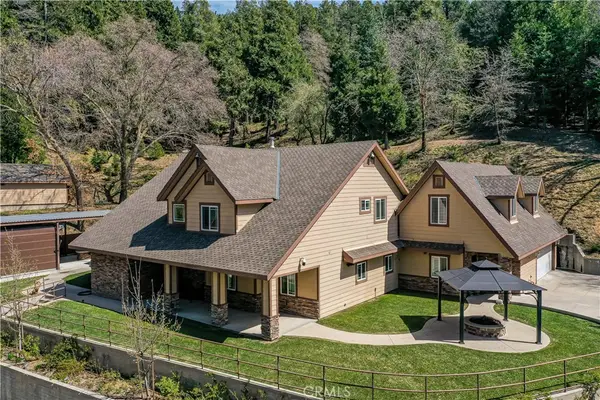 919 Venus Way, Crestline, CA 92325