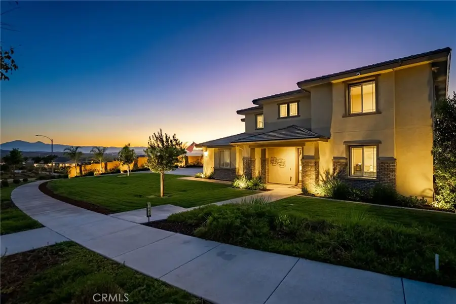 1055 Vista Court, Riverside, CA 92506 - #3