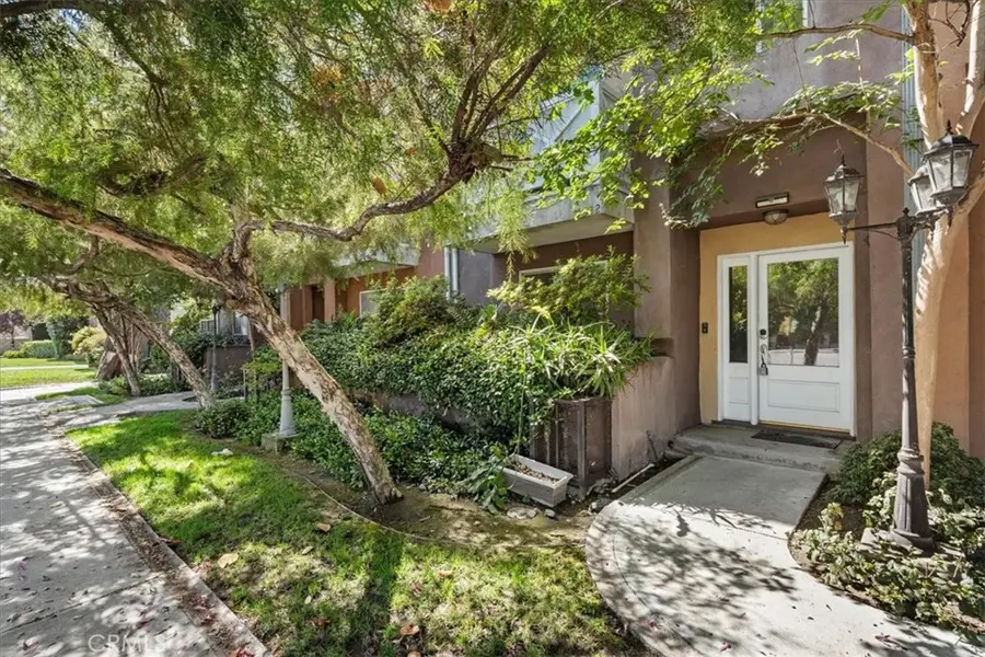 11622 Oxnard Street, North Hollywood, CA 91606 - #2