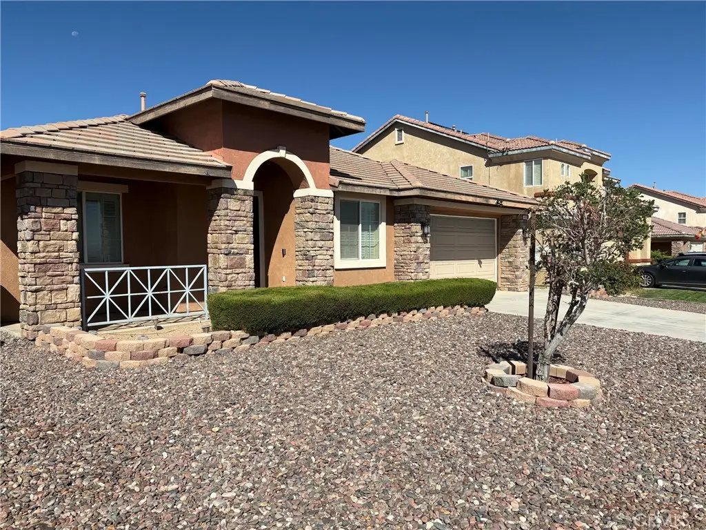 14968 Onyx Road, Victorville, CA 92394 - #1