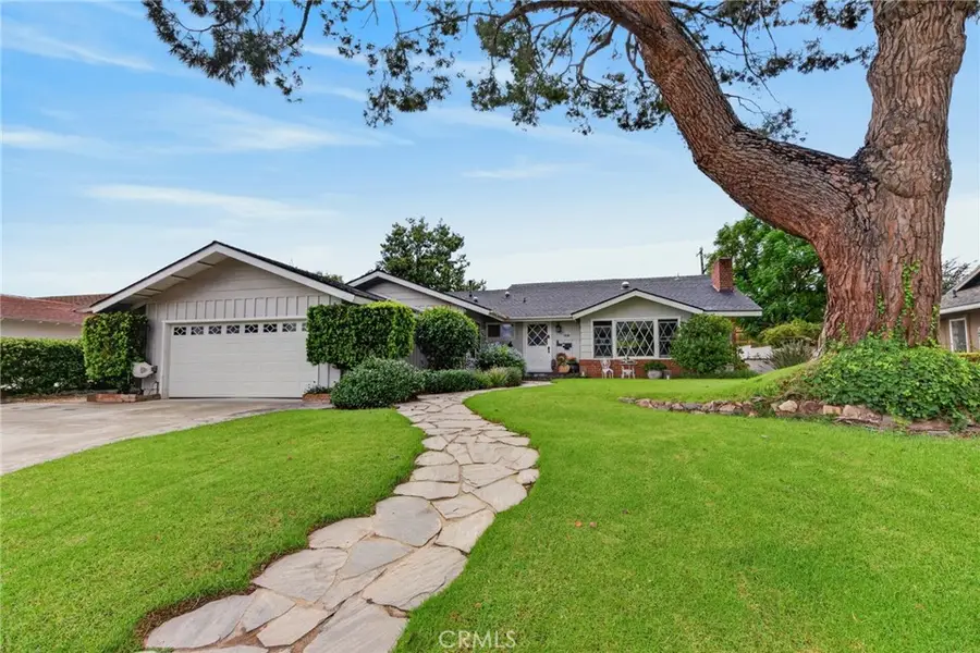 812 Alta Vista, Corona, CA 92882 - #3