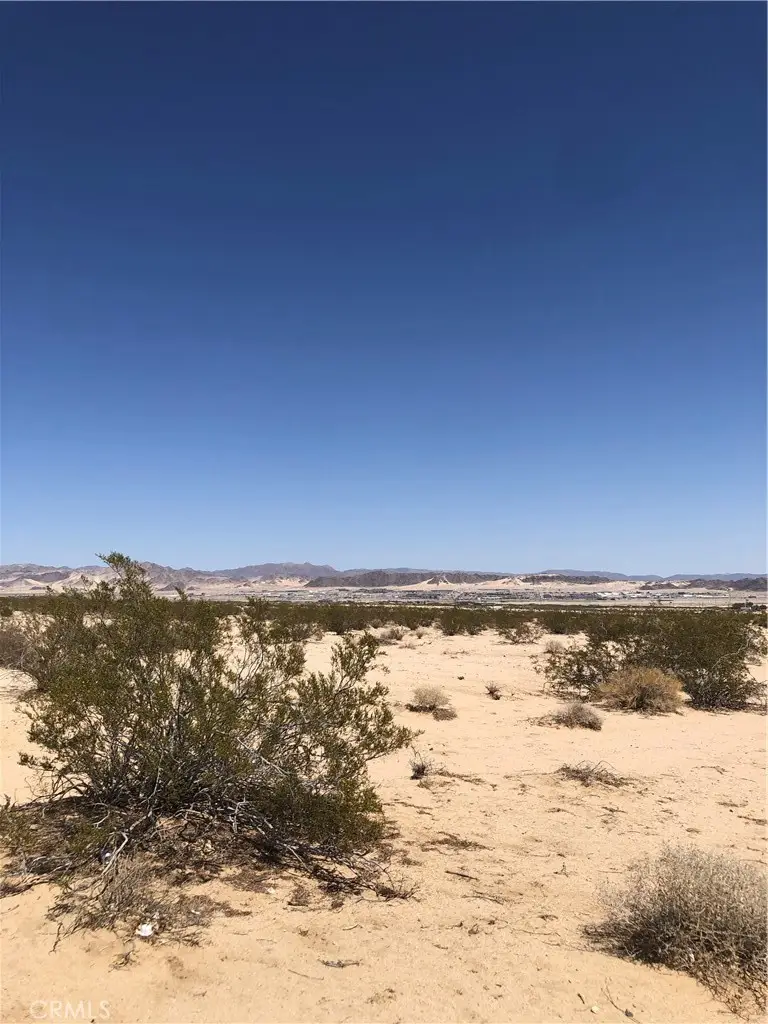 71440 Palmyra, Twentynine Palms Yucca Valley, CA 92277 - Image #2