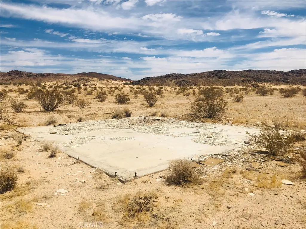 5 Pipeline Road, Twentynine Palms Yucca Valley, CA 92277 - #1