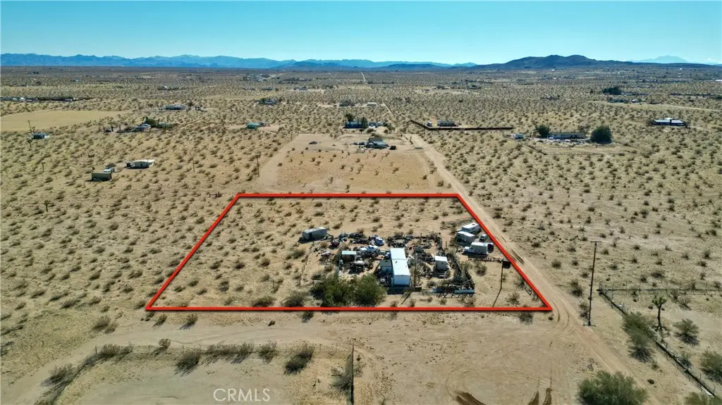1825 Noble Way, Landers, CA 92285 - #1