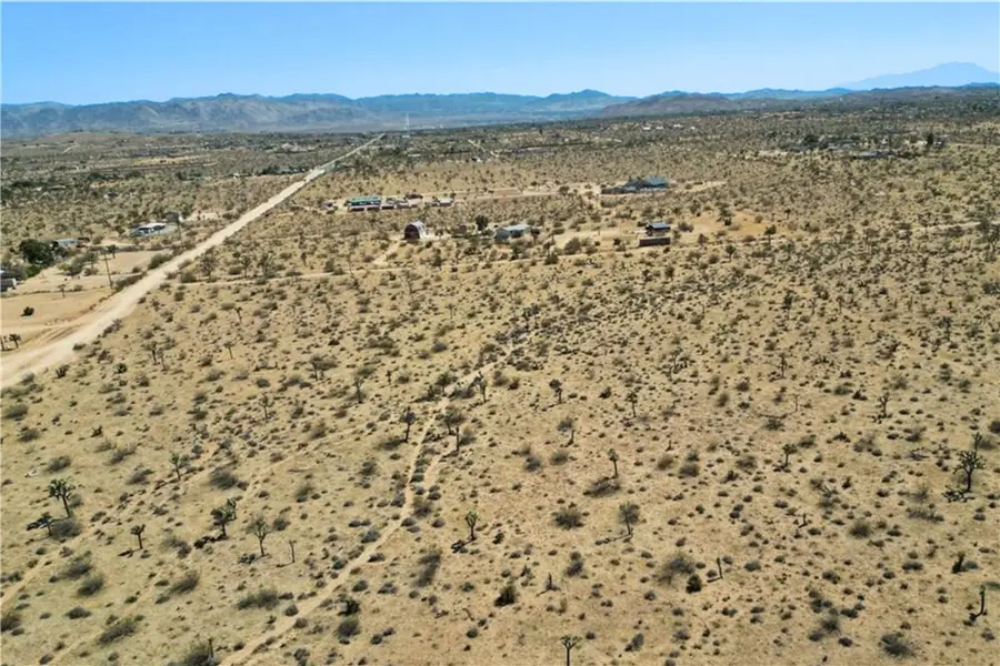 2814 Yucca Mesa, Yucca Valley, CA 92284 - Image #3