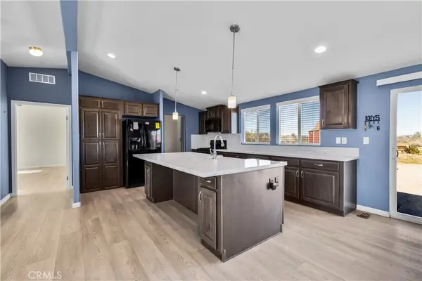 55925 Vallihi Drive, Landers, CA 92285