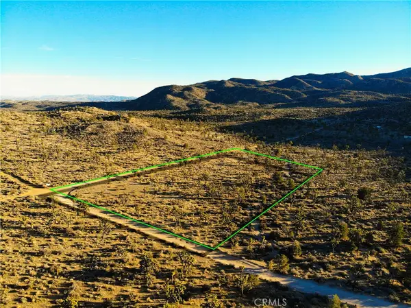 1530 Orion Trail, Pioneertown, CA 92268