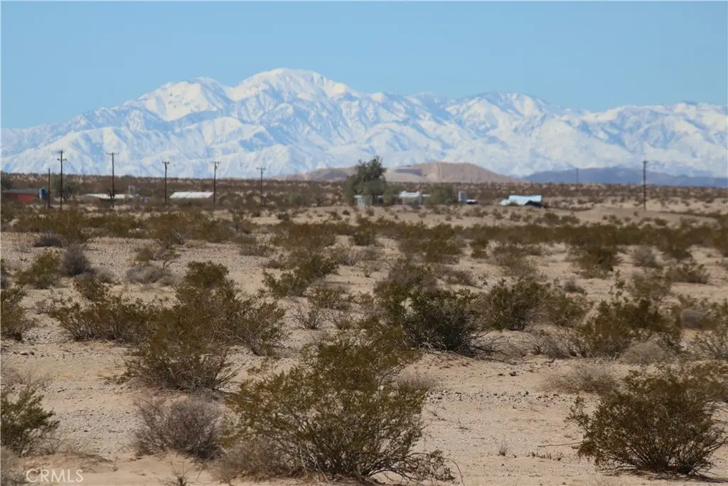 5 Topaz Avenue, Twentynine Palms Yucca Valley, CA 92277 - #1