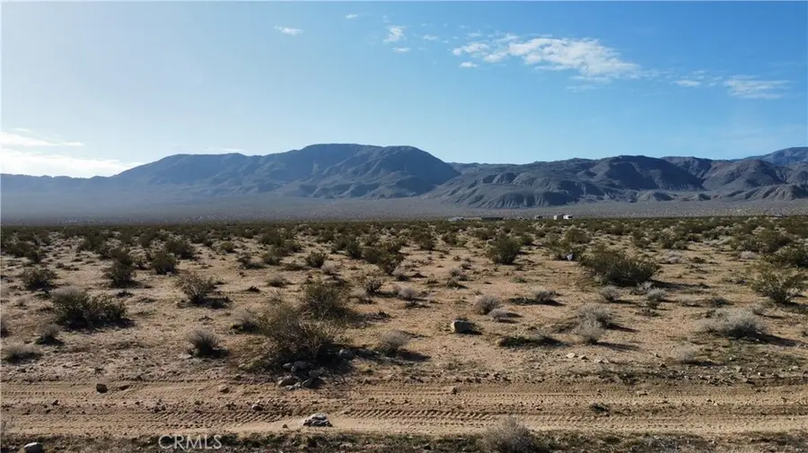 15 Old Woman Springs Road, Landers, CA 92356 - #2