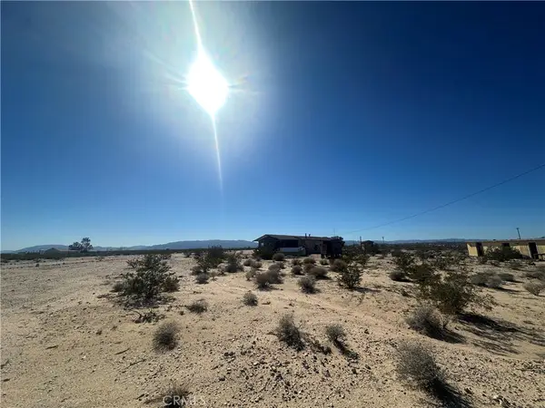 167 Bluegrass, 29 Palms, CA 92277