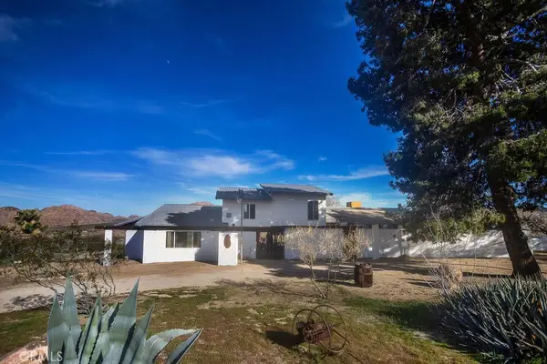 8173 Fleur Drive, Joshua Tree, CA 92252