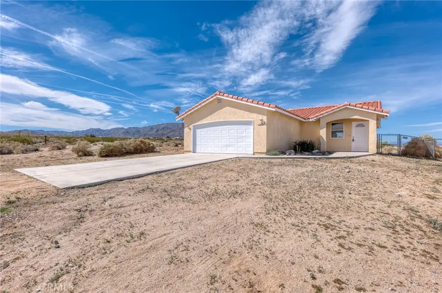 7086 Sheridan, Twentynine Palms, CA 92277 - #3