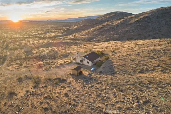 60473 Starlight Road, Joshua Tree, CA 92252