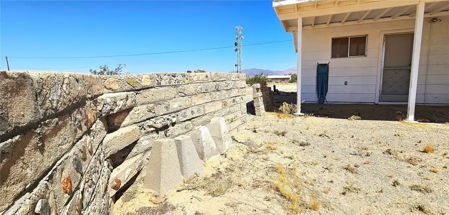 86725 Misty Trl, Twentynine Palms, CA 92277 - #2