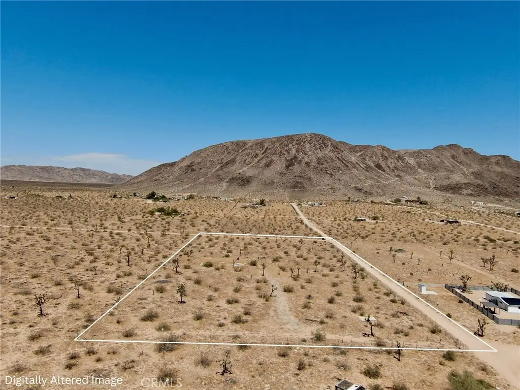 1903 Osgood Avenue, Landers, CA 92285 - #1