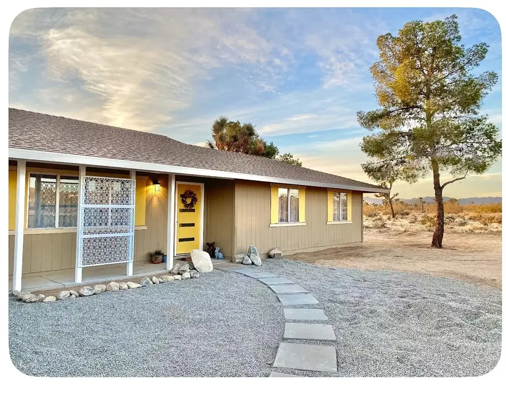 3893 Manchester Avenue, Yucca Valley, CA 92284 - #1