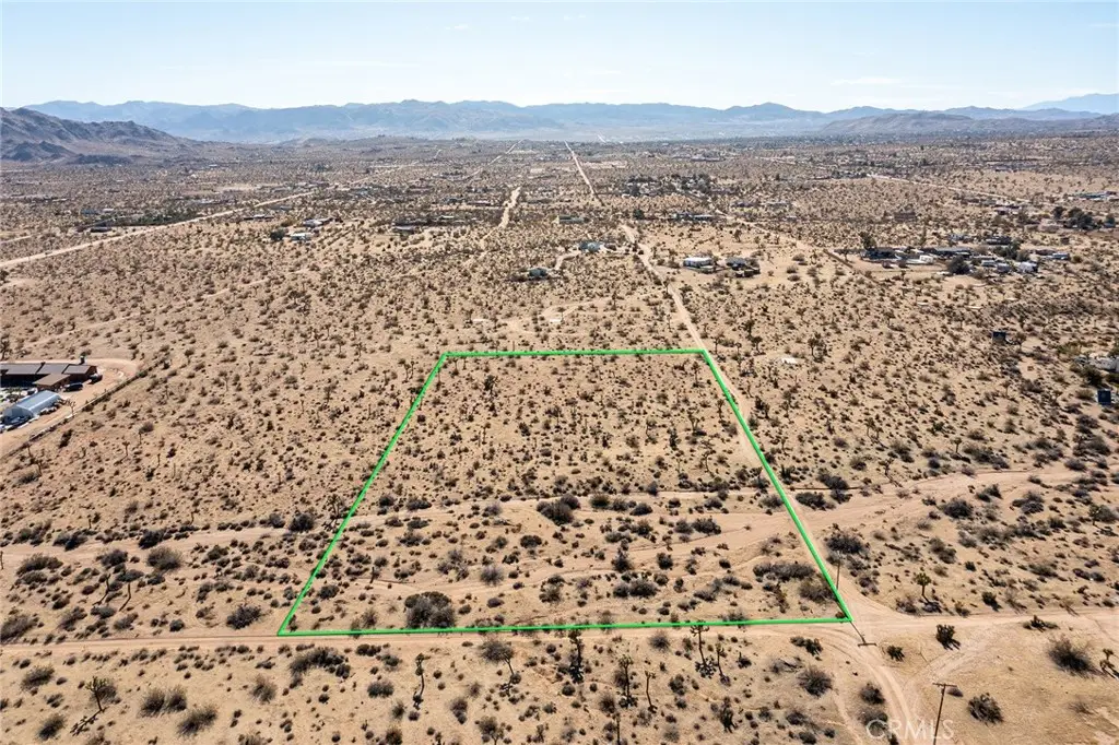 59525 La Crescenta Drive, Yucca Valley, CA 92284 - #1