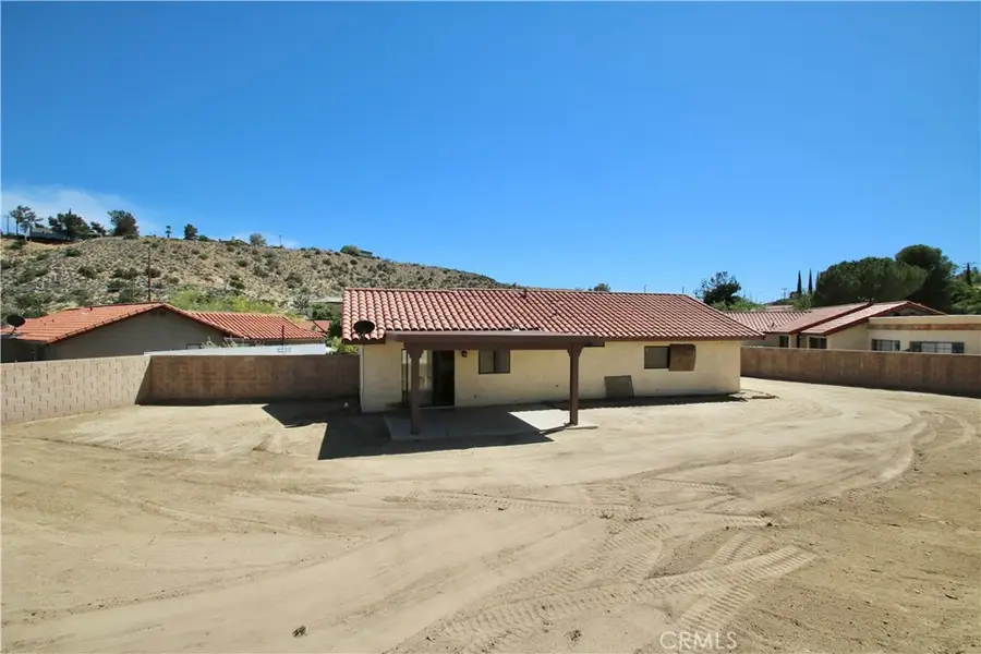 7611 La Paz Court, Yucca Valley, CA 92284 - #2