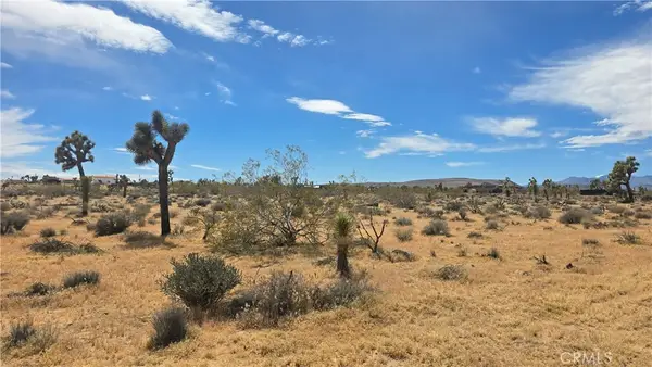 57877 La Crescenta, Yucca Valley, CA 92284