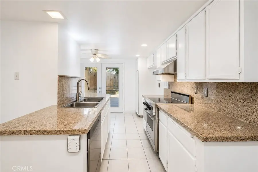 57815 San Tropeze, Yucca Valley, CA 92284 - #3