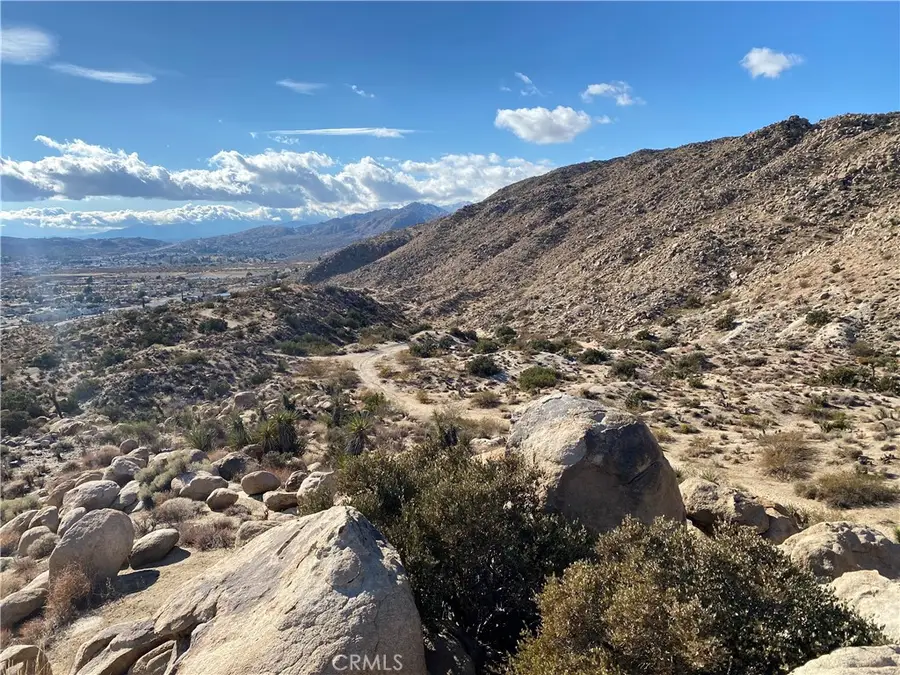 5952913 Palm, Yucca Valley, CA 92284 - #2