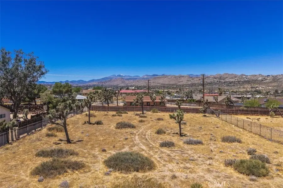 4321 Avalon Avenue, Yucca Valley, CA 92284 - #3