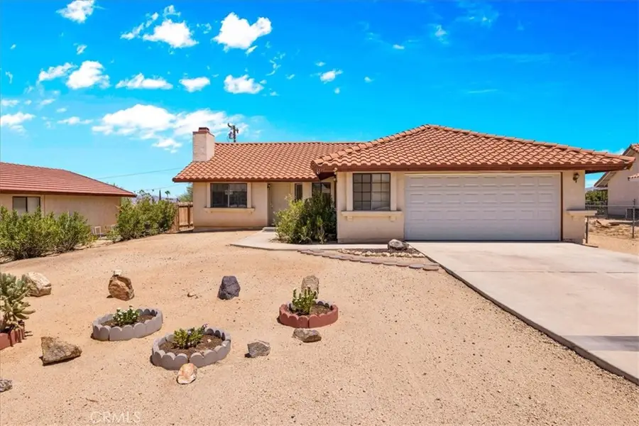 5775 Hall Ln, Twentynine Palms, CA 92277 - #3