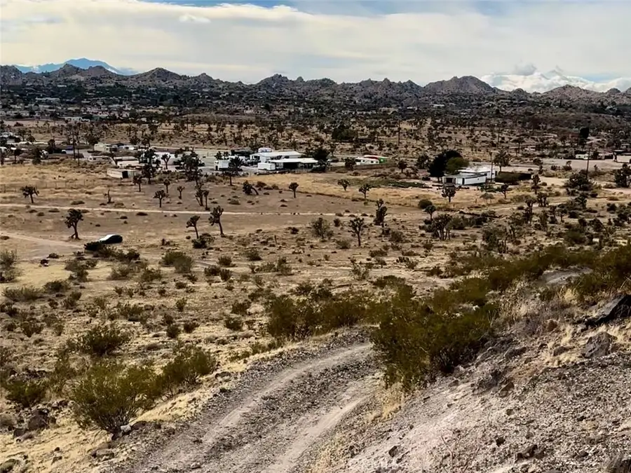 1234 Terra Vista, Yucca Valley, CA 92284 - #3
